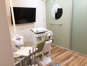 診察室2　完全個室　みやまつ歯科クリニック